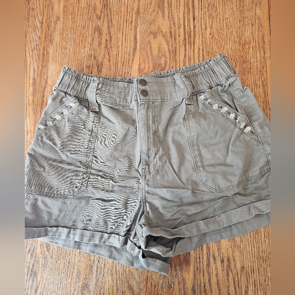 Arizona Jean Company Gray Women's  Shorts